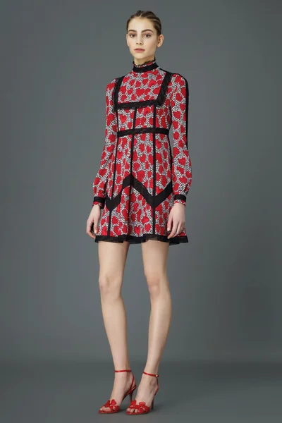 Look 18